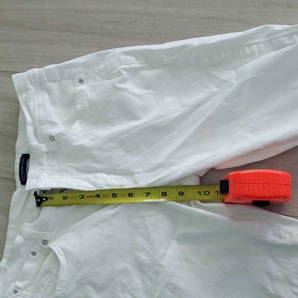 Bandolino 'Sheryl Baby Boot' slim-fitting white jeans size 8 - Picture 6 of 7